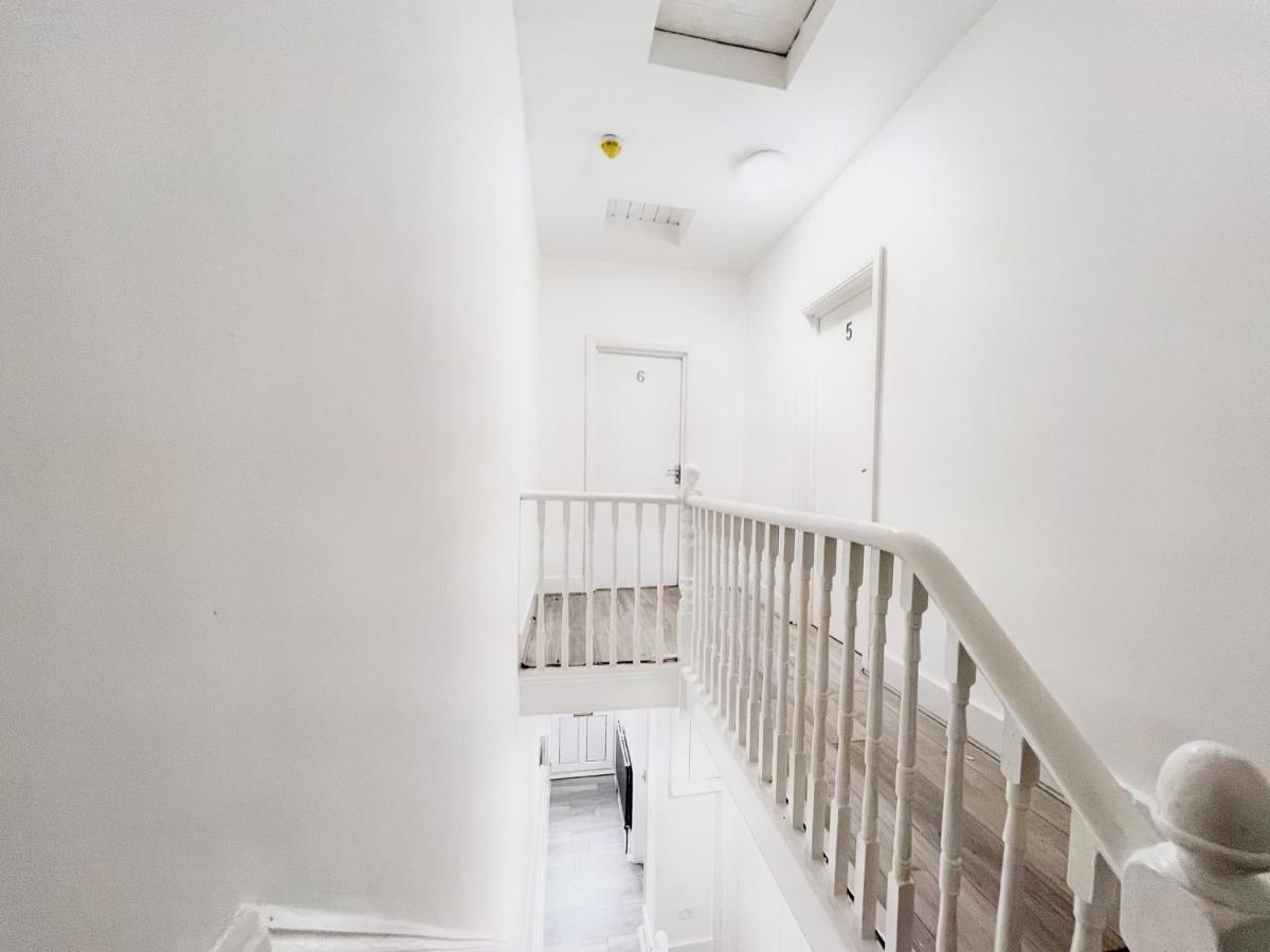 Modern Room In Centrally Located Apartment - Room 4 London Ngoại thất bức ảnh